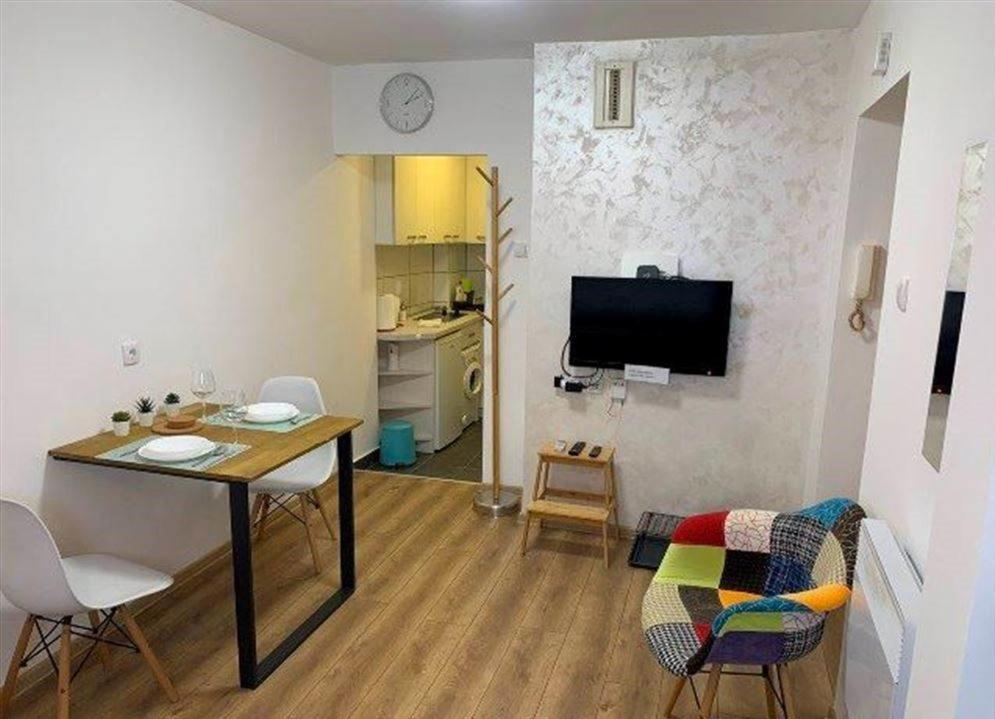 Cozy & Fully Equipped Studio In The Heart Of Downtown And Next To Kalemegdan Belgrade Exterior photo